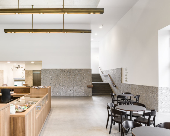 Beton, Museum, Michael Meier und Marius Hug Architekten (Z�rich), Armon Semadeni Architekten (Z�rich), Stil, Typologie, Museum, Saal, Museums�ra, Bruch, typology, style, dorische S�ule, Industriearchitektur, Einschnitte, geriffelt, Fensterquadrat, Roman Keller, Sankt Gallen