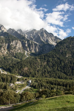 seilbahn, stausee, graubnden, reprsentativ, elektrizitt, kraftwerk, see, schweiz, Alder Clavuot Nunzi, Planerwahlverfahren, Jungarchitekten, berg, alpen, alpin, newcomer, bergsee, bergbahn, talstation, bergstation, staumauer, panorama, gondel, jury, wettbewerb, neubau, beton, stahl, blech, Albignasee, Albigna
