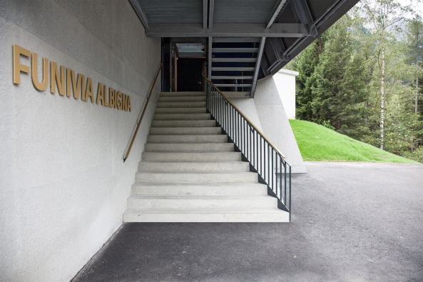 seilbahn, stausee, graubnden, reprsentativ, elektrizitt, kraftwerk, see, schweiz, Alder Clavuot Nunzi, Planerwahlverfahren, Jungarchitekten, berg, alpen, alpin, newcomer, bergsee, bergbahn, talstation, bergstation, staumauer, panorama, gondel, jury, wettbewerb, neubau, beton, stahl, blech, Albignasee, Albigna