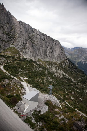 seilbahn, stausee, graub�nden, repr�sentativ, elektrizit�t, kraftwerk, see, schweiz, Alder Clavuot Nunzi, Planerwahlverfahren, Jungarchitekten, berg, alpen, alpin, newcomer, bergsee, bergbahn, talstation, bergstation, staumauer, panorama, gondel, jury, wettbewerb, neubau, beton, stahl, blech, Albignasee, Albigna