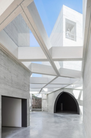 Beton, Landmark, Portugal, Centro de Interpreta��o do Rom�nico, Spaceworkers, Portuguese Romanesque Route, Romanische Route, Lousada, Monument, Transromanica, Paredes, information center, Beton, concrete, Gew�lbe, Sergio Pirrone, Romanik, Antiromanik