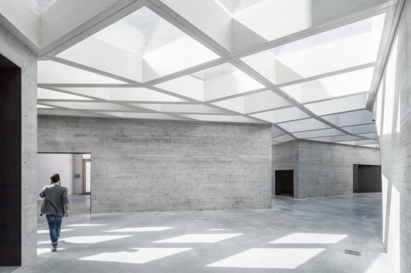 Beton, Landmark, Portugal, Centro de Interpreta��o do Rom�nico, Spaceworkers, Portuguese Romanesque Route, Romanische Route, Lousada, Monument, Transromanica, Paredes, information center, Beton, concrete, Gew�lbe, Sergio Pirrone, Romanik, Antiromanik