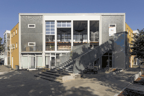 Amsterdam, Niederlande, Slotervaart, BETA office, Elisabeth Boersma, Ru Par Schule, Ru Par School, Ru Par Community, Gemeinschaftszentrum, Umnutzung