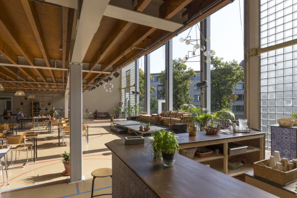 Amsterdam, Niederlande, Slotervaart, BETA office, Elisabeth Boersma, Ru Par Schule, Ru Par School, Ru Par Community, Gemeinschaftszentrum, Umnutzung