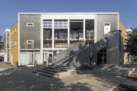 Amsterdam, Niederlande, Slotervaart, BETA office, Elisabeth Boersma, Ru Par Schule, Ru Par School, Ru Par Community, Gemeinschaftszentrum, Umnutzung