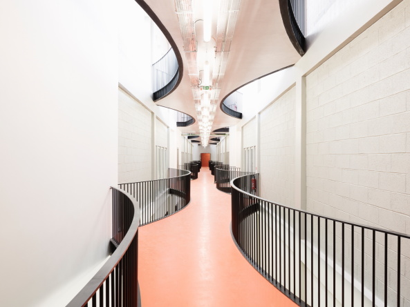 Frankreich, Paris, Paris-Saclay, Research-intensive und Business Cluster, Campus du plateau de Saclay, Saclay-Plateau, ParisTech, Grande cole, EDF-Lernzentrum und Campus, ecdm Architekten, learning center and a multi-activity campus, Ultra-Hochleistungsbeton (UHPC)