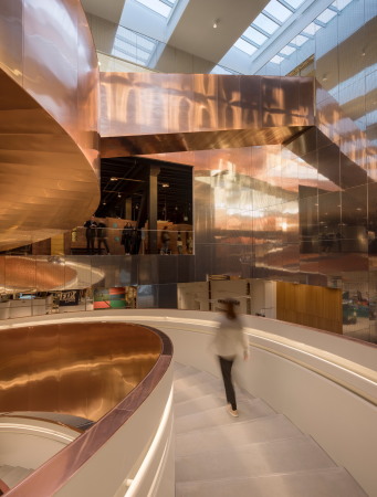 Alumunium, Kupfer, Stahl, Backstein, Bestand, Tuborg, CEBRA, Kinder, Ausstellung, Treppe, staircase, introvertiert, extrovertiert, Experimentarium, Adam Molk, 2017