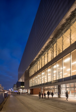 Alumunium, Kupfer, Stahl, Backstein, Bestand, Tuborg, CEBRA, Kinder, Ausstellung, Treppe, staircase, introvertiert, extrovertiert, Experimentarium, Adam Molk, 2017