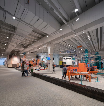 Alumunium, Kupfer, Stahl, Backstein, Bestand, Tuborg, CEBRA, Kinder, Ausstellung, Treppe, staircase, introvertiert, extrovertiert, Experimentarium, Adam Molk, 2017