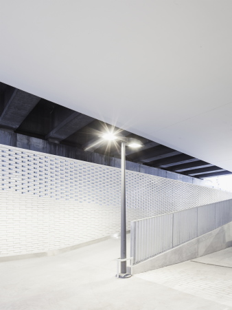 Recyclingzentrum, Paris, Frankreich, France, DATA, Schnepp Renou, weies Keramikzeigel, Ziegel, Brick, waste sorting space, Porte de Pantin