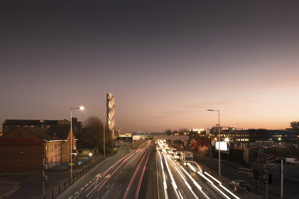 Mark Hadden, landmarke, kraftwerk, heizkraftwerk, golden, goldener, schornstein, neubau, london, greenwich, besucherzentrum, �ffentlich, �ffentlichkeitsarbeit, architekten, c.f.moller, moller, M�ller, C.F.M�ller, sakral, kirche, turm, schwarz, wei�, w�rme, energie, energieversorgung, transparenz, architektur, industrie, peninsula, halbinsel, c.f.