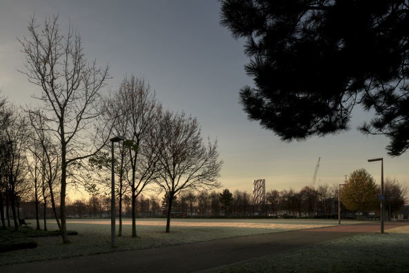 Mark Hadden, landmarke, kraftwerk, heizkraftwerk, golden, goldener, schornstein, neubau, london, greenwich, besucherzentrum, �ffentlich, �ffentlichkeitsarbeit, architekten, c.f.moller, moller, M�ller, C.F.M�ller, sakral, kirche, turm, schwarz, wei�, w�rme, energie, energieversorgung, transparenz, architektur, industrie, peninsula, halbinsel, c.f.