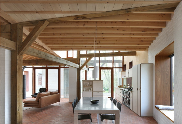 Bauernhof, Einfamilienhaus, Belgien, de vylder vinck tailleu, Filip Dujardin, Mies van der Rohe Award 2017, Re-scalierung des Bauernhofes, House CG, Zementfliesen