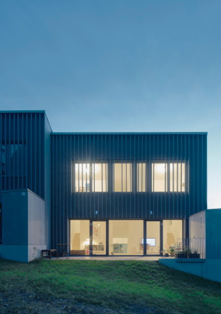 ke E:son Lindman, Baunetz, Baunetz-Meldung, Architektur, srchitecture, Modet, Arklab, Stockholm, Reihenhuser, row houses, housing, scandinavia, scandinavian, swedish, sweden, holz, wood, grau, grey, Erik Wallin Bygg