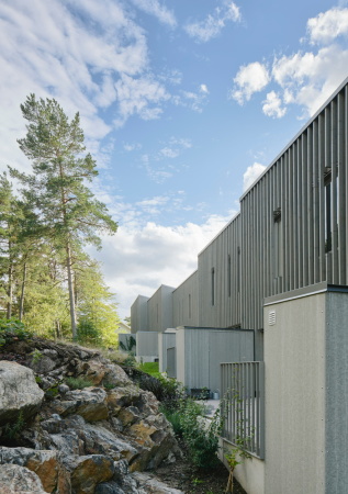 ke E:son Lindman, Baunetz, Baunetz-Meldung, Architektur, srchitecture, Modet, Arklab, Stockholm, Reihenhuser, row houses, housing, scandinavia, scandinavian, swedish, sweden, holz, wood, grau, grey, Erik Wallin Bygg