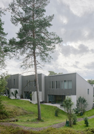 ke E:son Lindman, Baunetz, Baunetz-Meldung, Architektur, srchitecture, Modet, Arklab, Stockholm, Reihenhuser, row houses, housing, scandinavia, scandinavian, swedish, sweden, holz, wood, grau, grey, Erik Wallin Bygg