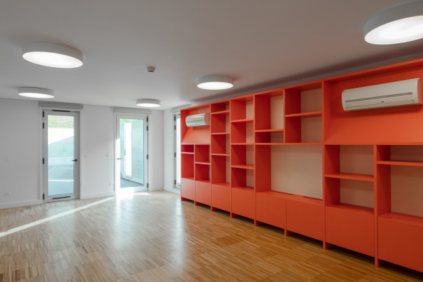 Casa Acreditar Porto, Porto IPO, onkologisches Zentrum, atelier do cardoso . arquitectos, Spende, Donation, portugiesische Hersteller, Hohlraum, patio, garten, Wohnen, jugendliche Patienten, sorgfltige Architektur, Portugal, Porto