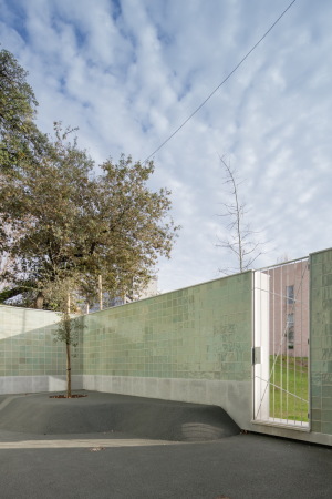 Casa Acreditar Porto, Porto IPO, onkologisches Zentrum, atelier do cardoso . arquitectos, Spende, Donation, portugiesische Hersteller, Hohlraum, patio, garten, Wohnen, jugendliche Patienten, sorgf�ltige Architektur, Portugal, Porto