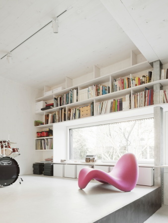 Schnepp Renou, Karawitz, Baunetz, Meldung, Architektur, architecture, Paris, banlieu, Marly-le-Roi, Einfamilienhaus, Passivhaus, single family house, Milena Karanesheva, Mischa Witzmann, Holzverkleidung, Holzfassade, wood, Maison Bambou