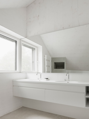 Schnepp Renou, Karawitz, Baunetz, Meldung, Architektur, architecture, Paris, banlieu, Marly-le-Roi, Einfamilienhaus, Passivhaus, single family house, Milena Karanesheva, Mischa Witzmann, Holzverkleidung, Holzfassade, wood, Maison Bambou