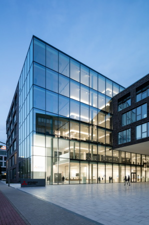 Baunetz, Meldung, Architektur, architecture, Ratingen, Mitsubishi, headquarter, Zentrale, Deutschlandzentrale, Bro, office, corporate architecture, Kresings, HG Esch, Leed Award
