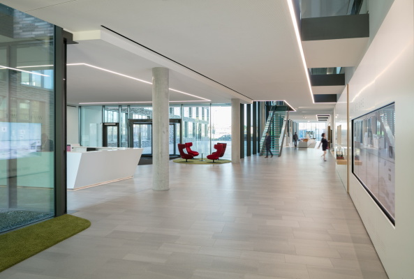 Baunetz, Meldung, Architektur, architecture, Ratingen, Mitsubishi, headquarter, Zentrale, Deutschlandzentrale, Bro, office, corporate architecture, Kresings, HG Esch, Leed Award