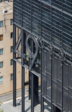 Kevin Scott, Kyungsub Shin, Brohochhaus, offices, high-rise building, Olson Kundig, Seoul, Korea, Sdkorea, corporate architecture, Fassade, facade, steel, Stahl, schwarz, black, Baunetz, Meldung, Architektur, architecture, Shinsegae, South Korea