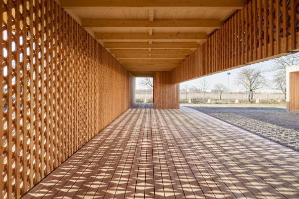 Holzbau, Gitterstruktur, TU Kaiserslautern, Mannheim, Erstaufnahmezentrum, Erstaufnahmestelle, Unterbringung, Flchtlingsunterbringung, Initiative, Studenden, Lehrende, Geflchtete, temporr, Pavillon, Tektonik im Holzbau, Jun.Prof. Stefan Krtsch,Tragwerk und Material, Prof. Dr.-Ing. Jrgen Graf, Digitale Werkzeuge, Jun.Prof. Andreas Kretzer