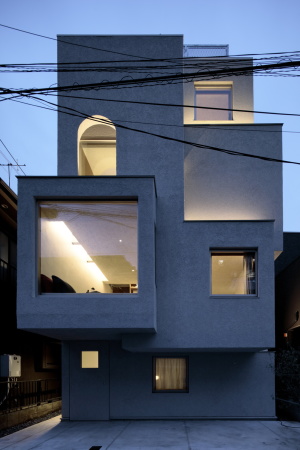 Haus in Tokio, Daisuke Ibano, fujiilab, GA photographers, Koichi TORIMURA, Daisuke IBANO, Ryosuke FUJII, Satoshi NUMANOI, tokyo, japan, japanisch, japanisches, neubau, wohnhaus, stahl, stahlrahmen, struktur, material, urban, kontext, dichte, wohnungsbau, architektur, architekten