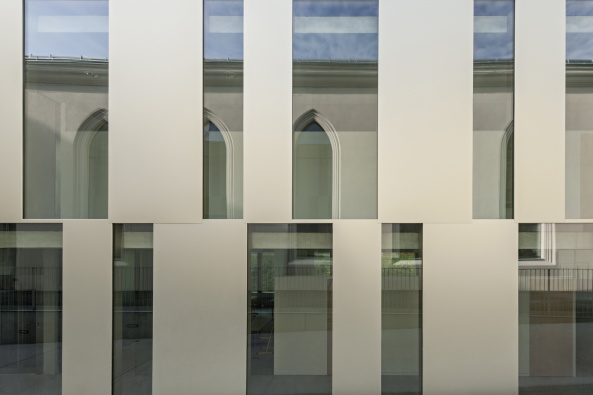 Wien, sterreich, Lyce Franais, Studio Molire, Dietmar Feichtinger Architectes, Schulerweiterung, Umbau, Neustrukturierung, ffnung, Gegenstze, Bestand, Transparenz