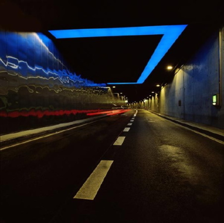 50 km/h Kunst im Tunnel