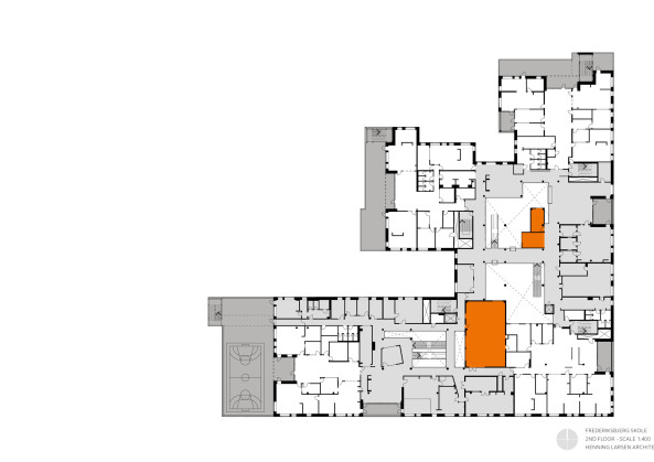 aarhus, dnemark, henning, larsen, architects, neubau, schule, kindergarten, grundschule, backstein, ziegel, bewegung, spiel, spa, lernen, landschaft, lernlandschaft, cluster, klassencluster, klassen, klassenraum, hufton + crow, frederiksbjerg, quartier, speisekammer, markt, kletterwand, tarzanschwinge