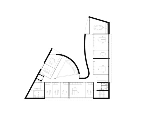 bank, neubau, beton, sichtbeton, schweiz, lugano, Stabio, s�dschweiz, italien, bankfiliale, repr�sentation, organisch, fensterband, montemurro, aguiar, architects, architekten, bahn, bahnhof, kleinstadt, stadt, �fentlich, veranstaltung, venue, reiffeisen, reiffeisenbank, simone bossi