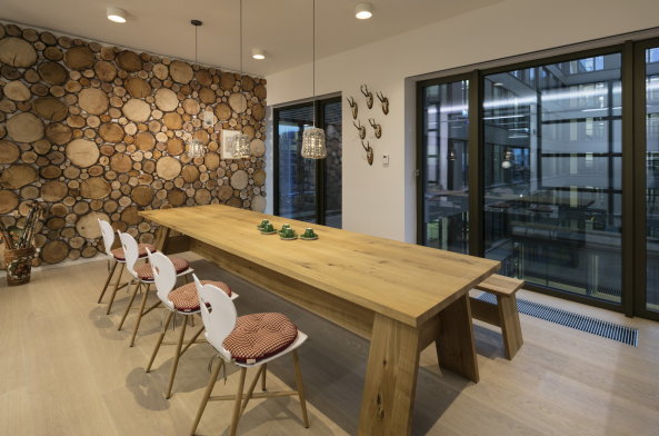 Backstein, Fensterlaibung, brickstone, genius loci, Hamburg, HafenCity, Marquardt+Bahls, Gewers Pudewill, Themen, lnderspezifisch, country, theme, diners, salone, Bierstube