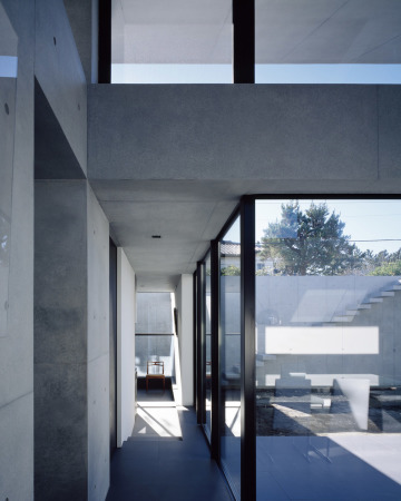 Haus fr einen Kunstsammler in Japan von Apollo Architects