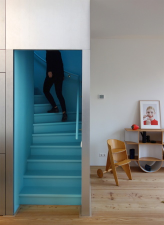 Baunetz, Meldung, Architektur, architecture, Shift, Rotterdam, Niederlande, Netherlands, Dutch, Holland, Wohnhaus, Interior, Umbau, Umnutzung, Design, Interior, radikal, radical, residential, house, town house, refurbishment, NoortjeKnulst, 2017