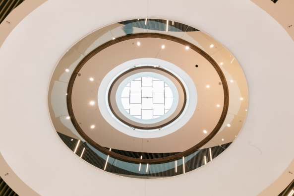 Baunetz, Meldung, Architektur, architecture, germany, Deutschland, Mannheim, Q6 Q7, Mall, Einkaufszentrum, Premiummall, multifunktional, Stadtquartier, mixed-use, building, Blocher, Blocher partners, shopping, Glasdach, glas roof, city, Innenstadt, HG Esch