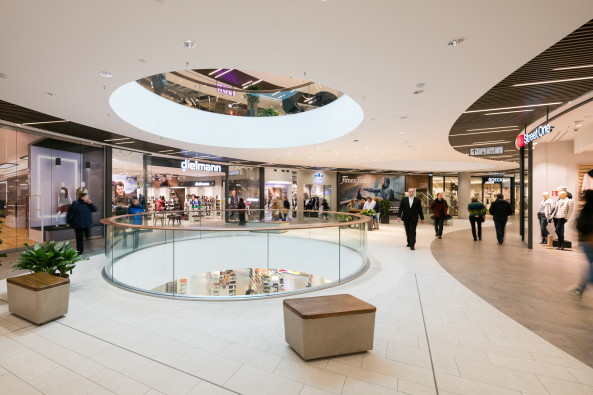 Baunetz, Meldung, Architektur, architecture, germany, Deutschland, Mannheim, Q6 Q7, Mall, Einkaufszentrum, Premiummall, multifunktional, Stadtquartier, mixed-use, building, Blocher, Blocher partners, shopping, Glasdach, glas roof, city, Innenstadt, HG Esch