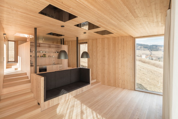 Architektur, architecture, baunetz, meldung, news, nachricht, wohnen, minihaus, wohnhaus, sterreich, austria, alpen, bergen, landschaft, berglandschaft, mountain, morpho-logic, michael gebhard, ingrid burgstaller, holz, holzaus, hang, wiese, kuhwiesenhanghaus, kuhwiese, panoramablick, liesental, katschberg, karawanen, tschiernock, kuhweide, rckzugsort, hangneigung, holzbau, stahlgerst, hangverlauf, schwebendes haus, heilwasserquellgebiet, eckverglasung, terrasse, raumgliederung, treppensrufen, flachdach, patina, idyllisch, kuhe, michael heinrich