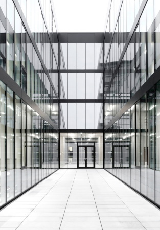 Baunetz, Meldung, Architektur, architecture, Deutschland, Germany, Stuttgart, Berger Rcker, Niels Schubert, Oliver Rieger, Hochschule fr Technik, Architekturfakultt, Sichtbeton, concrete, exposed, Glas, glass, Aluminium, 2017