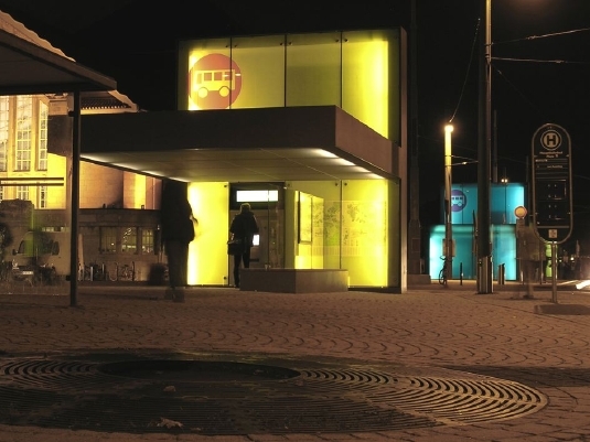 Wartehallen in Darmstadt eingeweiht