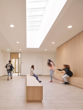 Baunetz, Meldung, Architektur, Schulbau, Umbau, Anbau, Erweiterung, Schulerweiterung, Paul Michael Pielen, Kresings Mnster, Aachen, 4. Gesamtschule Aachen, Sandkaul, Nachkriegsmoderne, Kresings Architektur