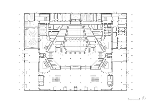 gmp Architekten von Gerkan, Marg und Partner, Richtfest, Baustellenmusik, Kulturpalast Dresden, Musik, Konzertsaal, Bibliothek, Sanierung, Ostmoderne, gmp, Foyer, Frauenkirche Dresden, Chefdirigent Michael Sanderling, Dresdner Philharmonie, stadt Dresden, BauNetz, Baunetz-Meldung, Umbau, Sanierung, Wolfgang Hnsch, Moderne, Beton, Baukosten, Fassade, Trockenbau, Ausbau, Erffnung, Dresdner Philharmonie, BDA Sachsen, Kulti, 2017, Fertigstellung, Erffnung, Wiedererffnung