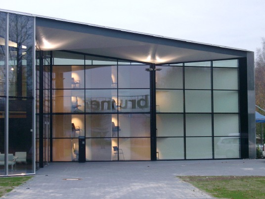 Mbel-Kommunikationszentrum in Rheinau eingeweiht