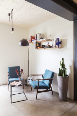 Baunetz, Meldungen, Halb vier, Architektur, Berlin, SEHW Architektur, Moabit, Berlin Moabit, Remise, Hinterhof, Holzbau, Shared Living, Geteiltes Wohnen, fnf Geschosse, Schottenbauweise, Schottenbau, Holz-Massiv-Elemente, Philipp Obkircher