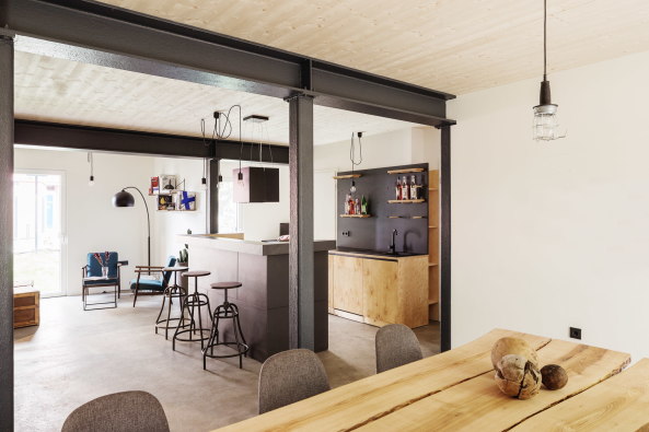 Baunetz, Meldungen, Halb vier, Architektur, Berlin, SEHW Architektur, Moabit, Berlin Moabit, Remise, Hinterhof, Holzbau, Shared Living, Geteiltes Wohnen, fnf Geschosse, Schottenbauweise, Schottenbau, Holz-Massiv-Elemente, Philipp Obkircher