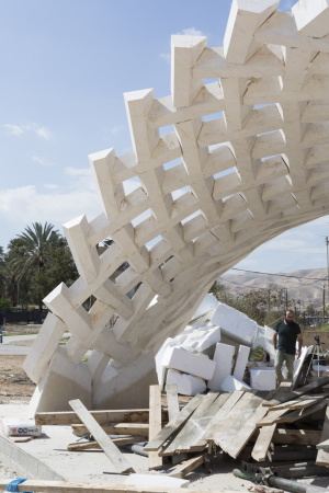 Baunetz, Architektur, architecture, Meldung, 2017, Stonematters, AAU ANASTAS, GSA Lab, Geometric Structure Architecture Lab, �cole nationale sup�rieure d'architecture, ENSA, Paris-Malaquais, Jericho, Pal�stina, palestine, el-Atlal, artist residency, vault, stone, cutting, Gew�lbe, Stein, Prototyp, Mikaela Burstow, selbsttragend