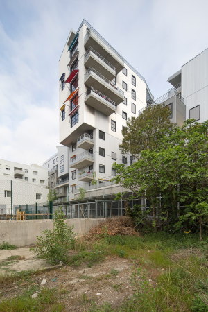Beckmann, N�Th�p�, Philippe Rizzotti, Olivier Amsellem, Sozialwohnungsbau, Frankreich, France, french, social housing, apartments, Fassade, facade, cladding, metal, Wellblech, Bassins de flot, Bordeaux, Aufwertung, gentrification