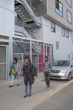 Beckmann, N�Th�p�, Philippe Rizzotti, Olivier Amsellem, Sozialwohnungsbau, Frankreich, France, french, social housing, apartments, Fassade, facade, cladding, metal, Wellblech, Bassins de flot, Bordeaux, Aufwertung, gentrification