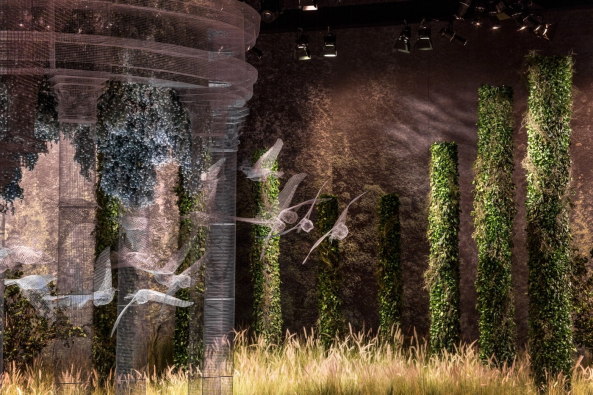 Baunetz, Meldung, Architektur, architecture, Inszenierung, Szenografie, Theater, Gitter, Licht, grid, light, Renaissance, Fest, Dekoration, decoration, Bhne, stage, Bankett, banquet, Abu Dhabi, Vereinigte Arabische Emirate, Edoardo Tresoldi, Roberto Conte